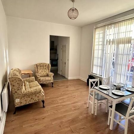 Leicester Spacious Flat With Free Parking Exterior photo
